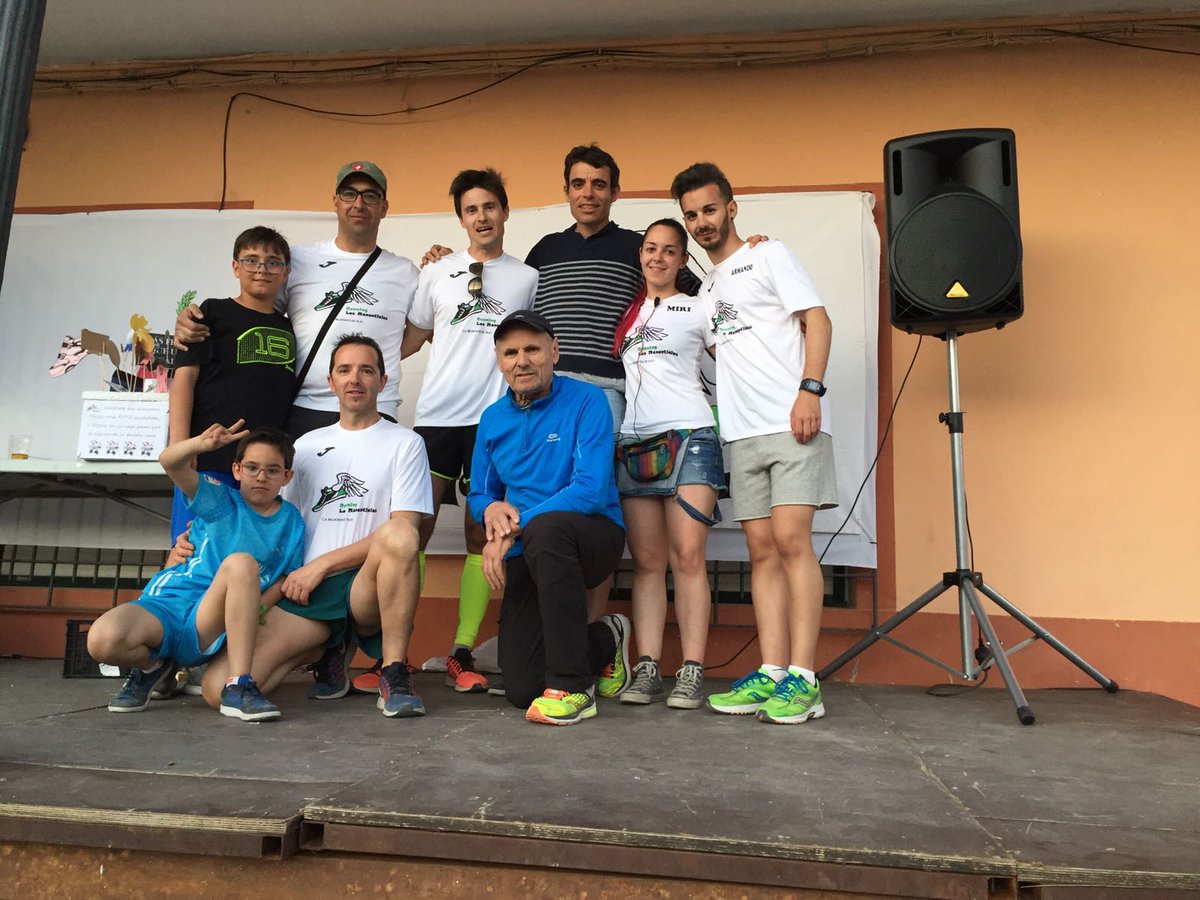 runmanantiales's tweet photo. Estamos publicando en Facebook fotos de nuestra III legua #RunManantiales 😀 https://t.co/92lH6w6GVk