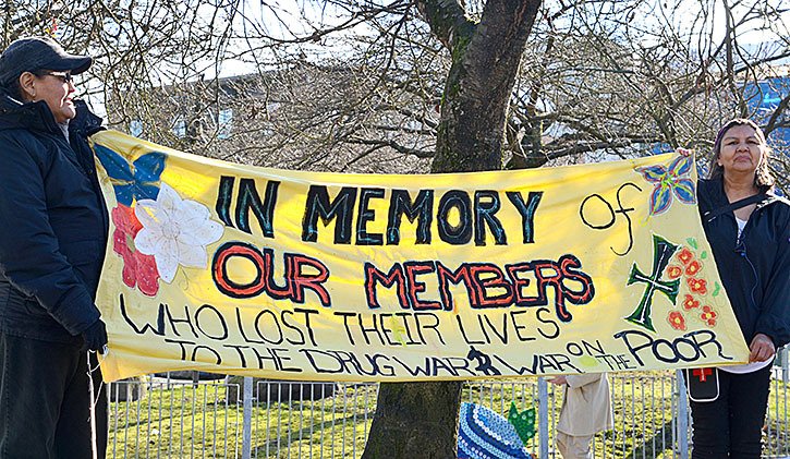 One year later: B.C.’s first public health emergency continues: Provincial health officer Dr. Perry Kendall… dlvr.it/NtRSMn