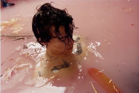 Can I buy this Harry Styles bath bomb at lush?