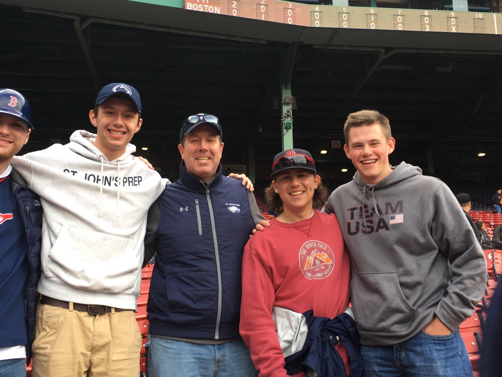 ehardiman's tweet photo. Fun to catch up with @stjohnsprep students @fenwaypark - #RedSox win! @TheNestSJP https://t.co/hBiVow77zM