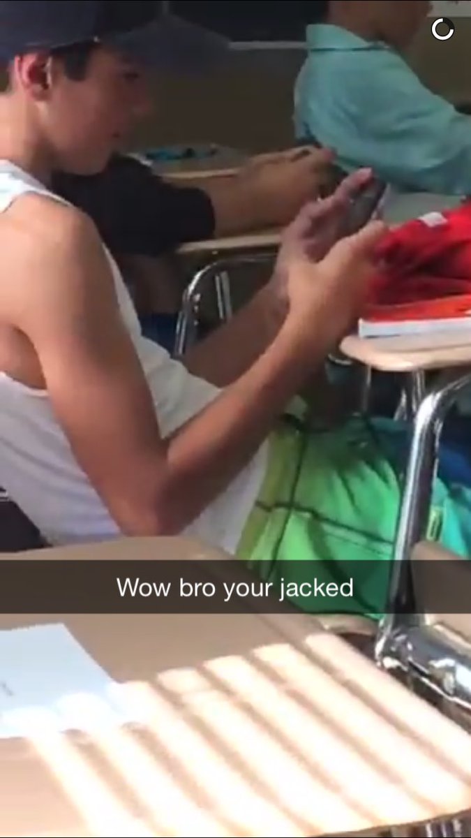 Troyclark91's tweet photo. Hbd to my boy dundee @adundas78 @jrclark239 https://t.co/AwDmmtme4k
