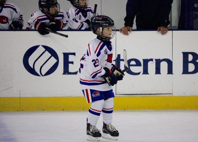 hd_enginehockey's tweet photo. 🚨09' Commitment Alert 🚨 Austin Callahan, Londonderry NH he has great Puck moving skills#Bauershootout #29days. #onlythebest @theBrickseries https://t.co/vBb5cYrZmI