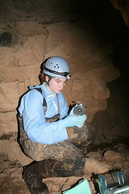 Shelly Colatskie is a Bat Conservation Hero! #lovebats #speleology #WLeadership Read full story: ow.ly/QegG30aqk3o