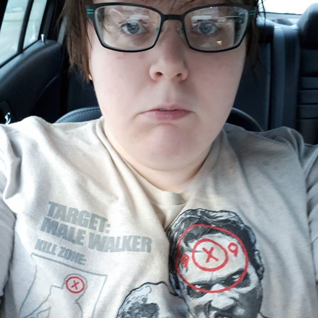 Renée AV tweet media