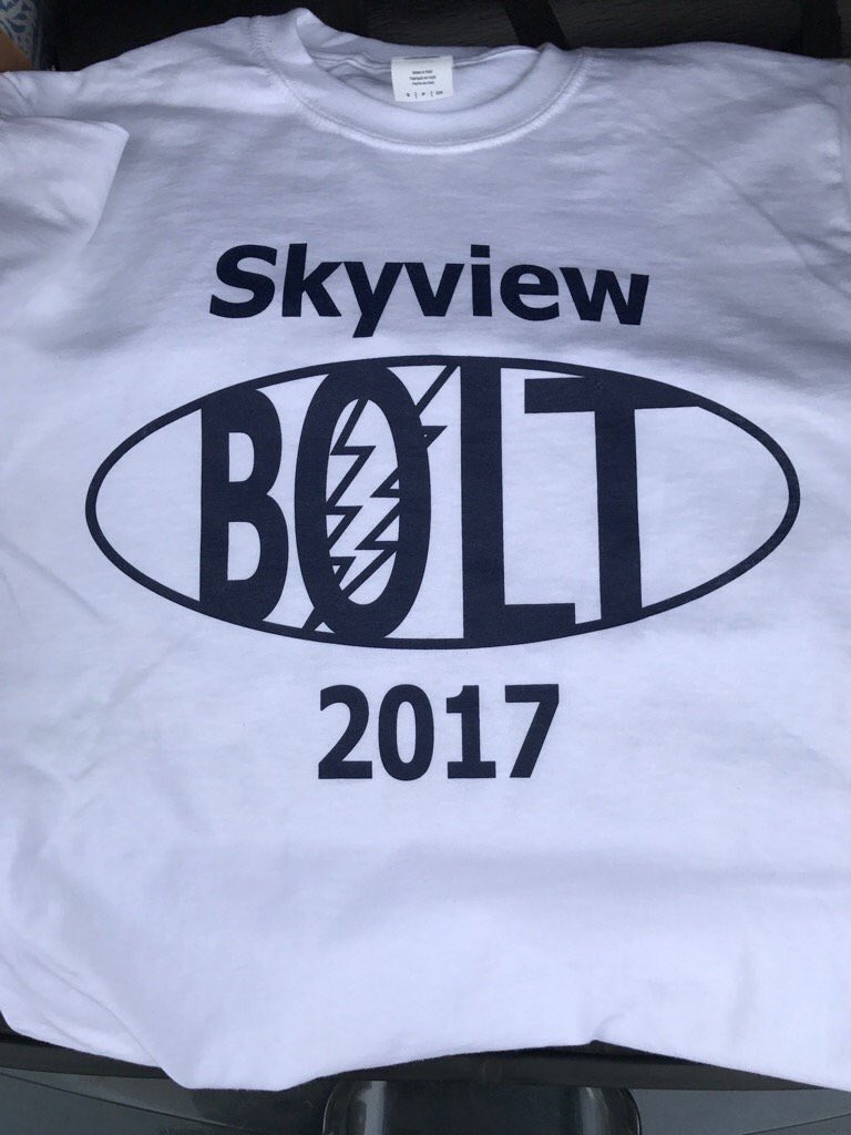 SHSLeadership16's tweet photo. Spread the word! @shs_bolt2017 has been working really hard this year lets make it huge.!! ⛈🌪 RT https://t.co/4SB2npHuJY