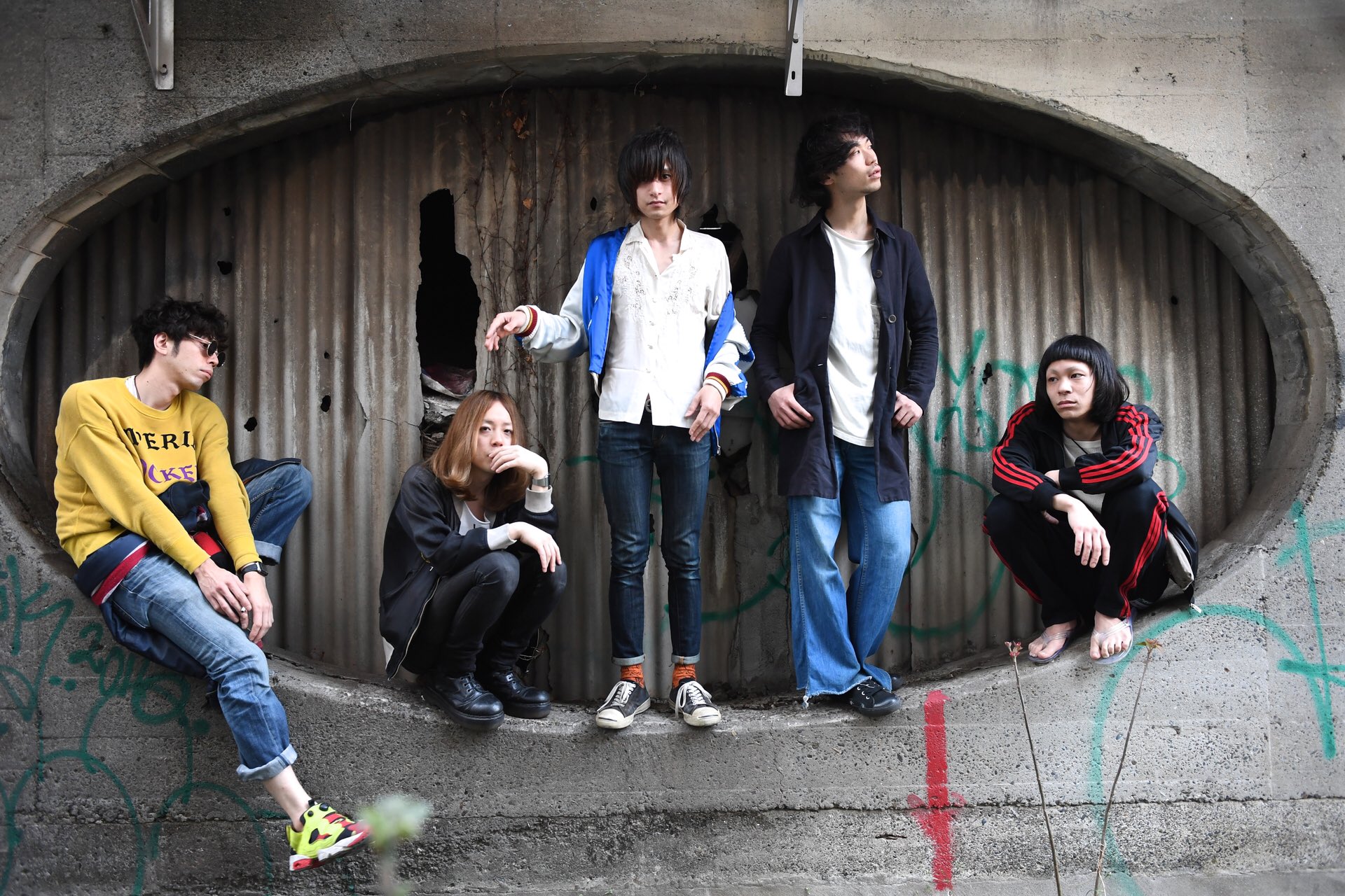 Myeahns お知らせ はるくんが正式加入決定 それに伴い最新のアー写公開 Vo 逸見亮太 Gtr 齊藤雄介 Bass コンノハルヒロ Drms 茂木左 Key Quatch 今後ともよろしくお願いします Pix By Tetsuro Sato T Co Ocio0dqhgf Myeahns お知らせ はるくんが正式加入決定 それに伴い最新のアー写公開 Vo 逸見亮太 Gtr 齊藤雄介 Bass コンノハルヒロ Drms 茂木左 Key Quatch 今後ともよろしくお願いします Pix By Tetsuro Sato T Co Ocio0dqhgf