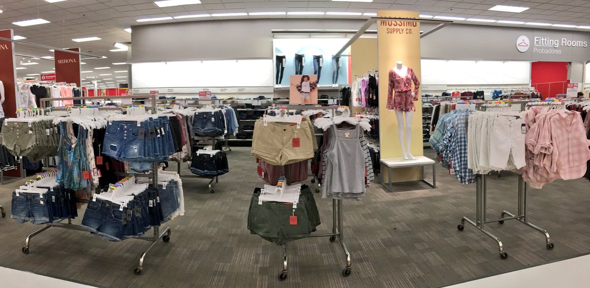 prisila249's tweet photo. Mossimo short shop, merchandised by style and cut https://t.co/P3d9S6cqU7