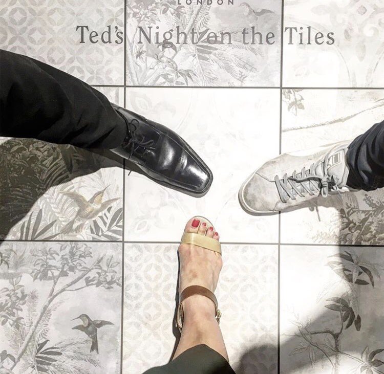 MartynWhiteLDN's tweet photo. I had to steal this! Favourite photo from the evening! Can you guess who's feet are who's!? #TedBaker #Feet #Shoefie https://t.co/ztA75B9dTQ