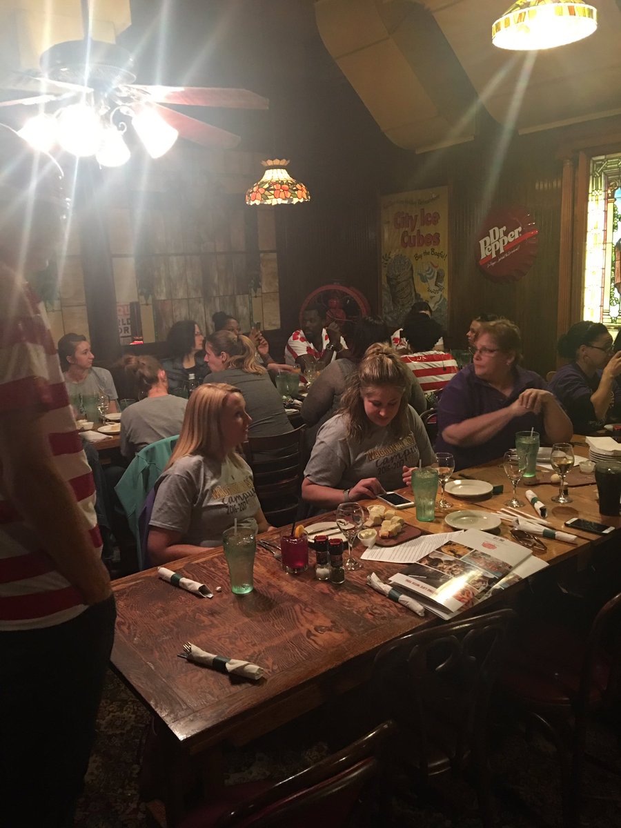 ohiokatiesnyder's tweet photo. #teachershaveTOOmuchfunTOO SO much fun at our 1st ANNUAL @WaggonerCampus staff scavenger hunt #onewaggoner https://t.co/EsTWkN18Nr