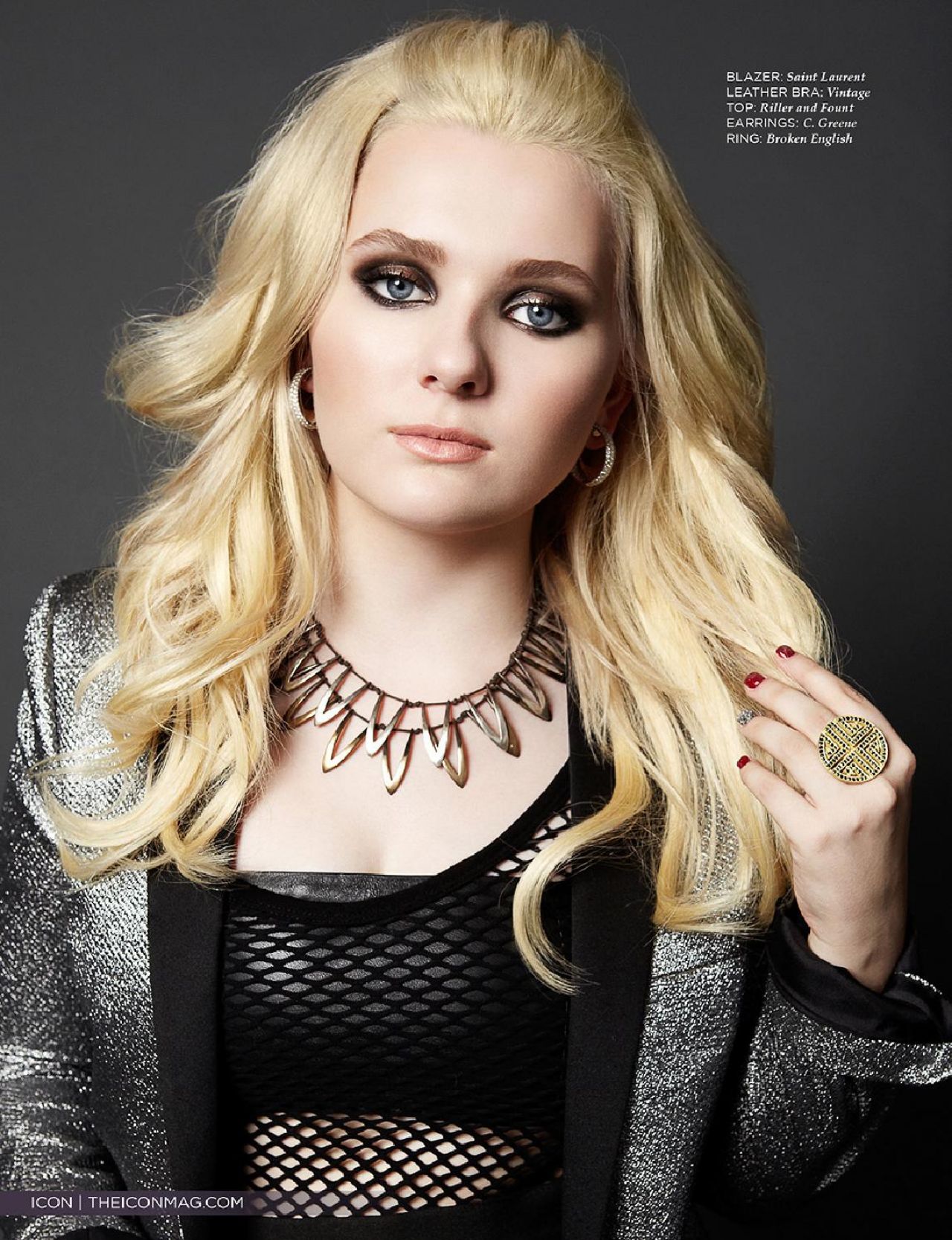 [MOMENT] Abigail Breslin juga ultah ke-21. happy birthday  
