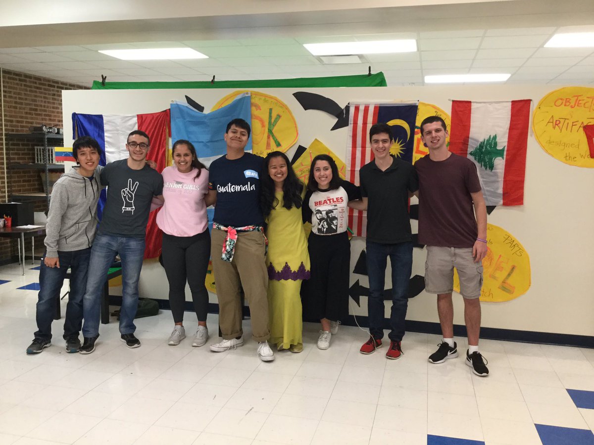 HCStormSchool's tweet image. Sharing of many cultures! #Stories #Crafts #ManyLanguages #CelebrateDiversity