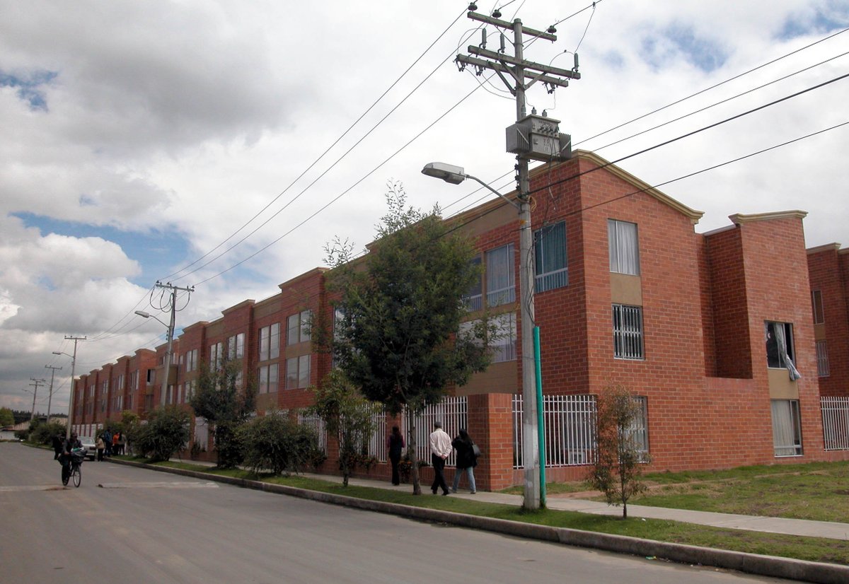 Portafolioco's tweet photo. Los millenials prefieren arrendar a comprar vivienda https://t.co/vi8M6jnaYJ https://t.co/SHA7l4OKrq