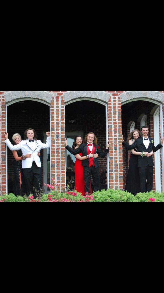 maryymorgan's tweet photo. #Pikesforpets2017 #PicAPike @UTC_Pikes https://t.co/UHCo5IE85g