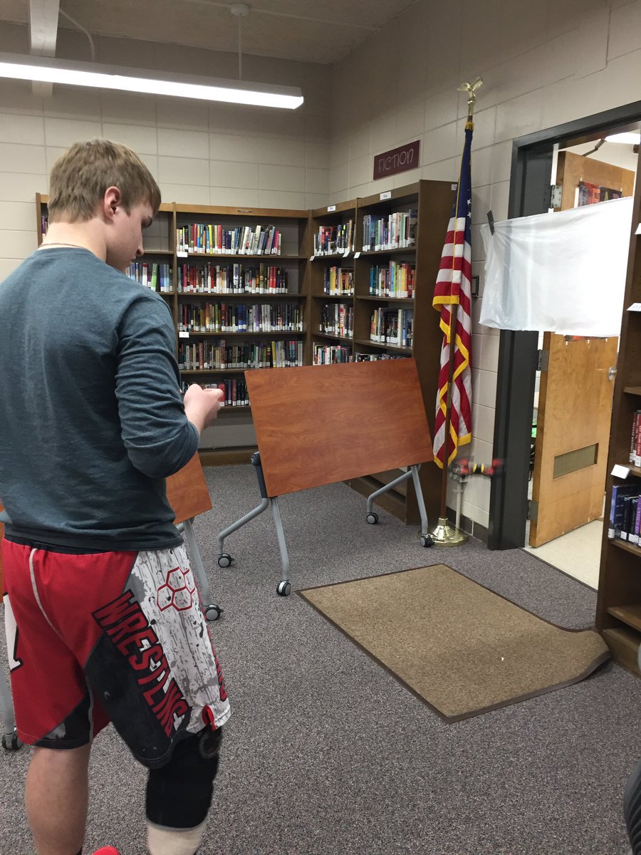 frese_nh's tweet photo. Drone challenge mastered #ChickasawChallenge https://t.co/VuwaSFQbSP