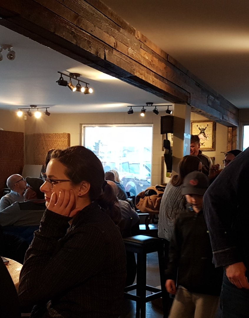 Waynerempel's tweet photo. It's hopping at @TroubledMonk and the @papabaldyspizza are a hit! https://t.co/cliGy4kiXD