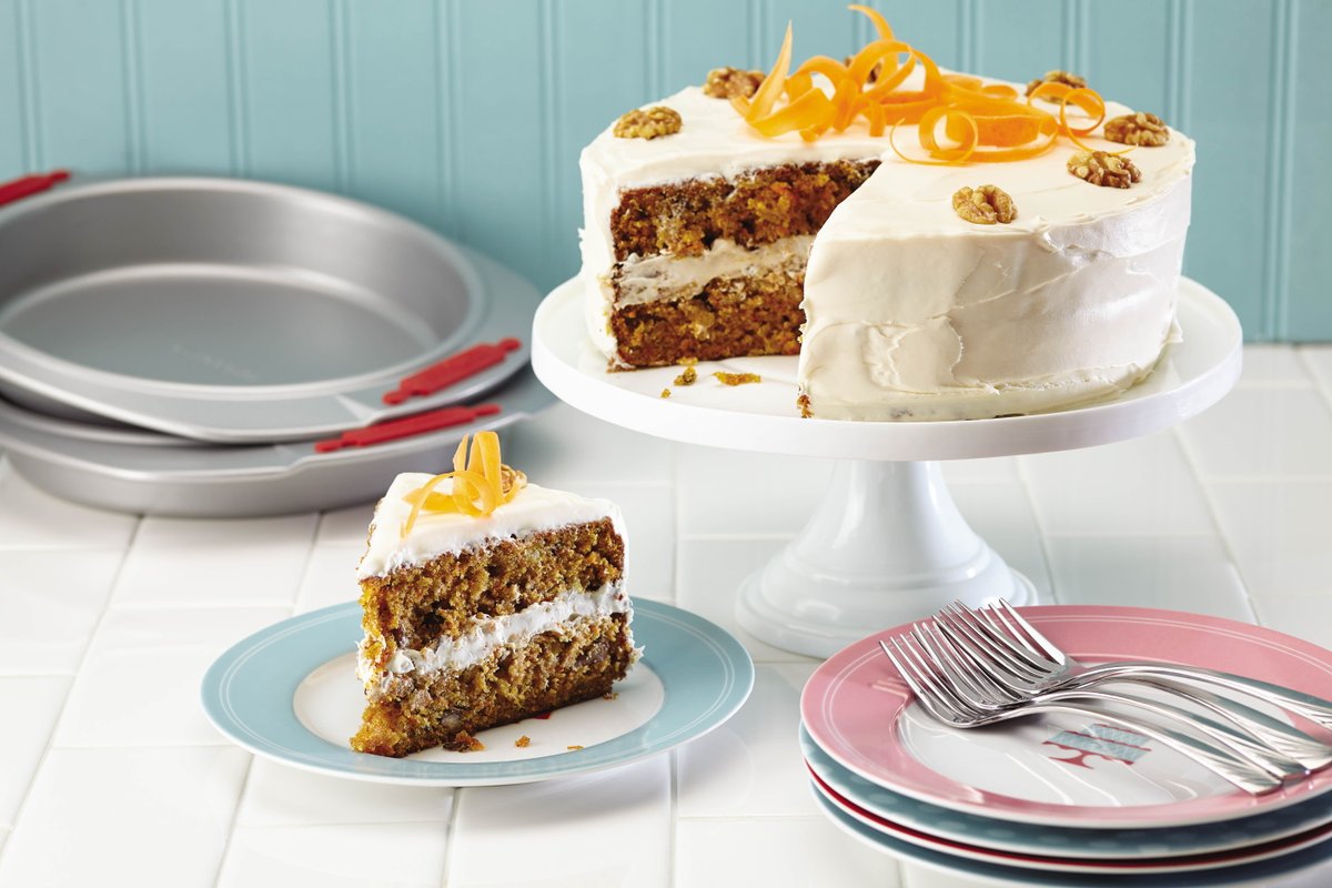 CakeBossBaking's tweet photo. Easter wouldn't be the same w/o a slice of homemade #CarrotCake. Recipe >> https://t.co/hHnkZlKNtG #SpringBadaBing https://t.co/l6awh4yM0F