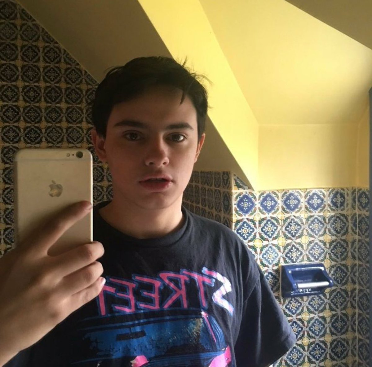 ella stinson (ellastinson_) Twitter