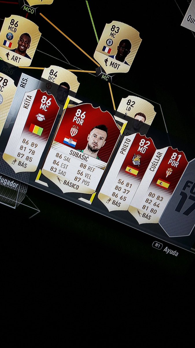 AlexitoJr1's tweet photo. @DjMaRiiO_90 Mis 4 rojos Mario... que opinas? 🤔 https://t.co/eaLivPiAVF