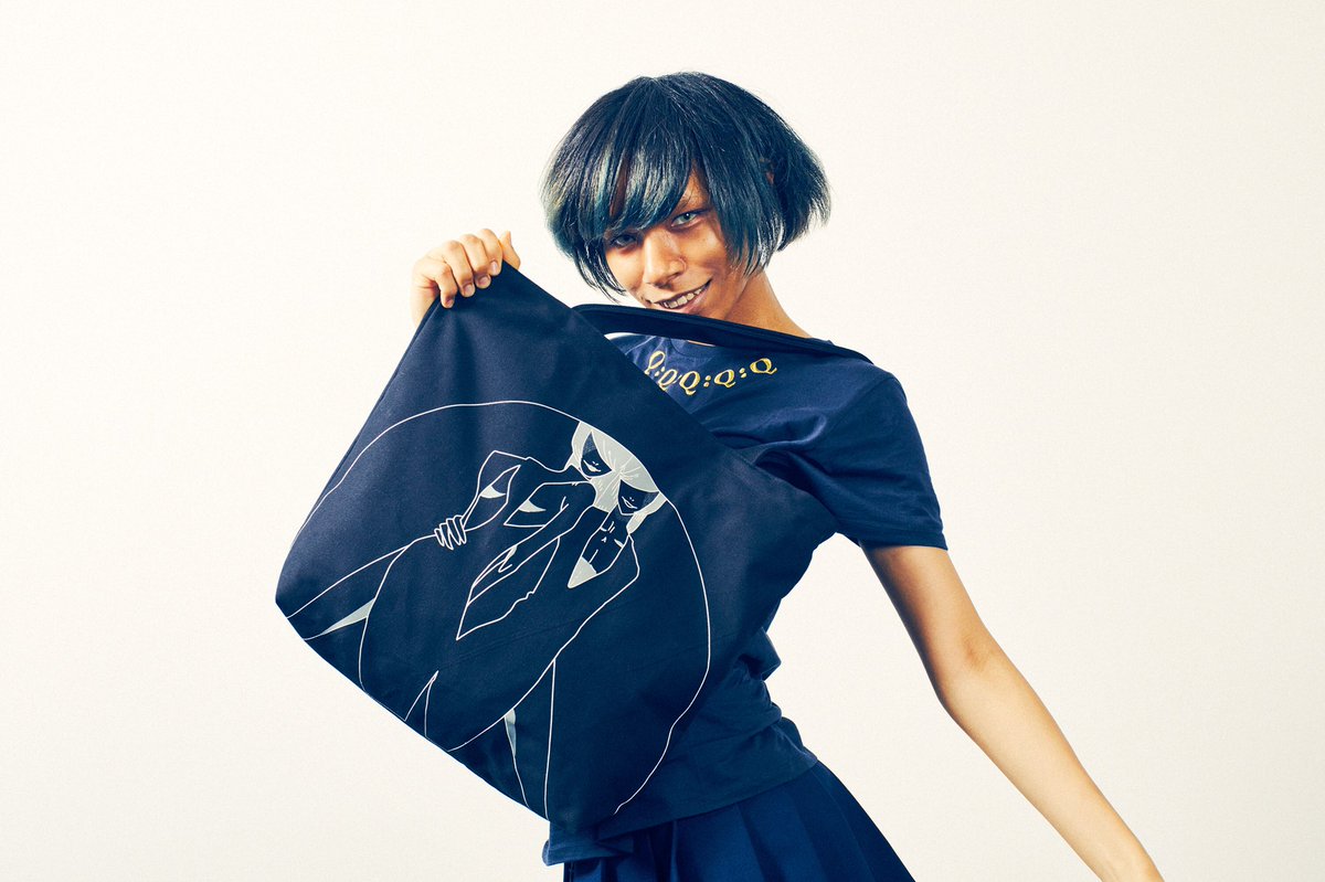 女王蜂 公式 on X