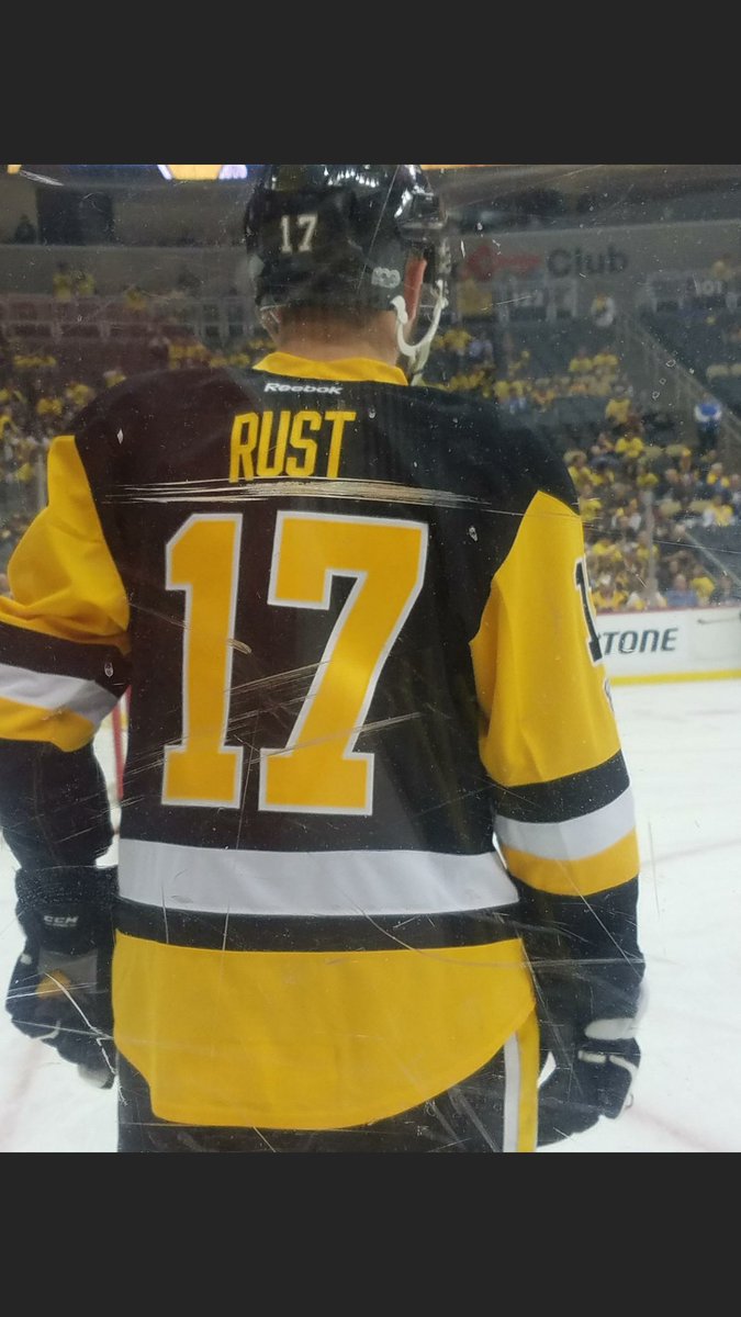 bettsbeats02's tweet photo. best day of my life #stanleycup #LetsGoPens https://t.co/n8P51lHbBp