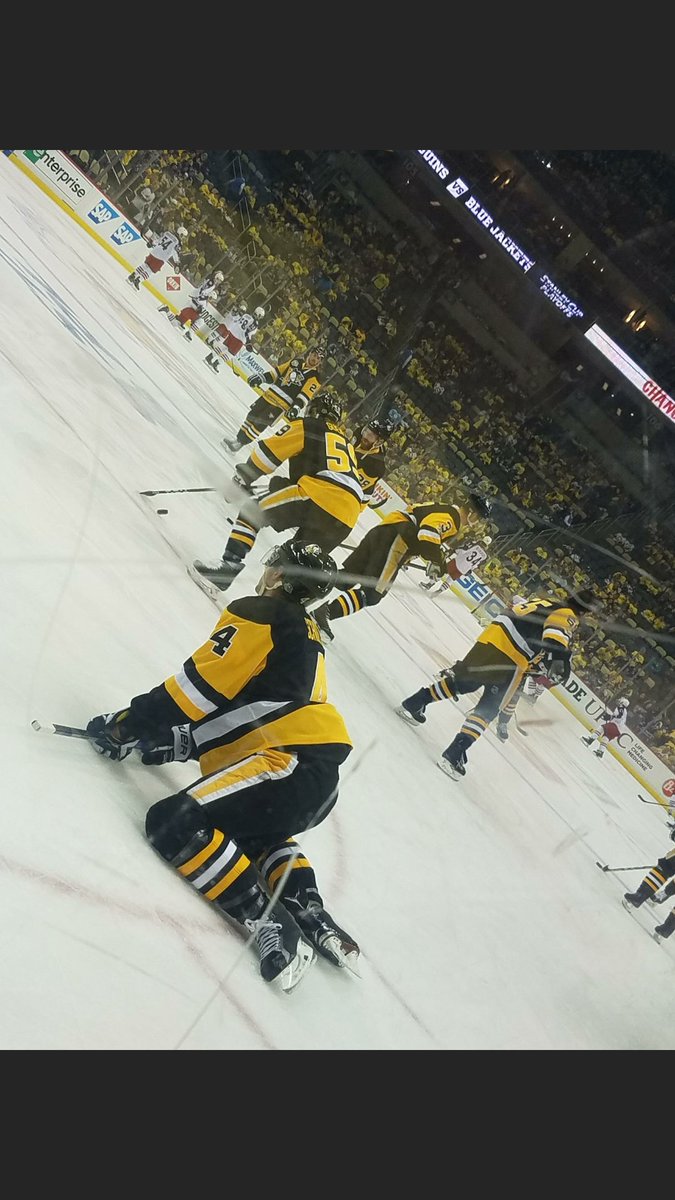 bettsbeats02's tweet photo. best day of my life #stanleycup #LetsGoPens https://t.co/n8P51lHbBp