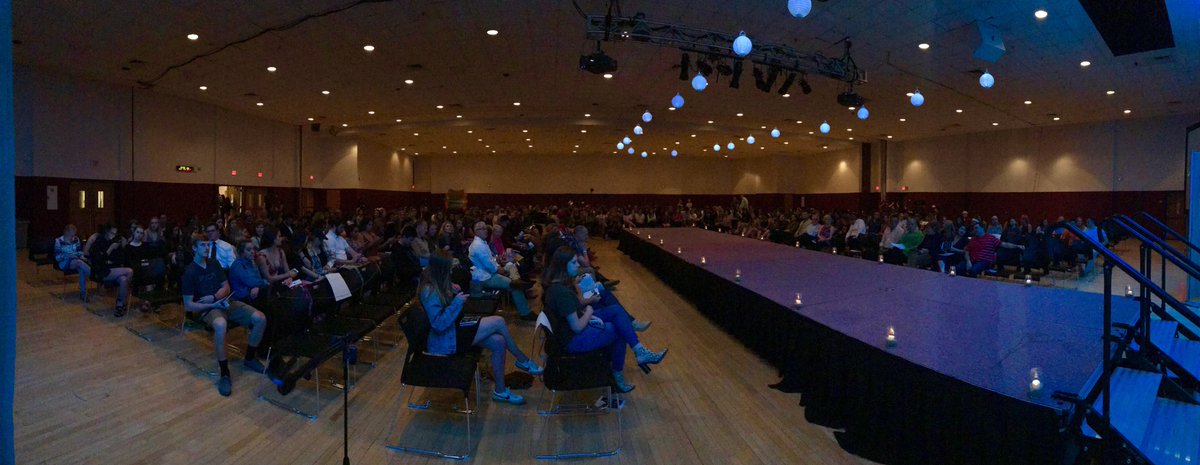 4HBappinRapper's tweet image. Had such an amazing time being a part of #FMDS #WashedAshore this evening! Incredible work by some incredibly hardworking women! #DJCJay