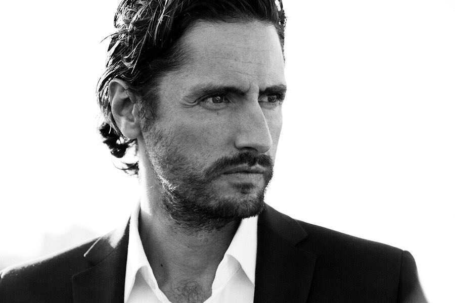 Mucha suerte a nuestro representado <a href="/JuanDiegoBotto/">Juan Diego Botto</a> que ha empezado a grabar la 2a. temporada de #GoodBehavior 
 📸Photo by <a href="/SergioLar10/">Sergio Lardiez</a>