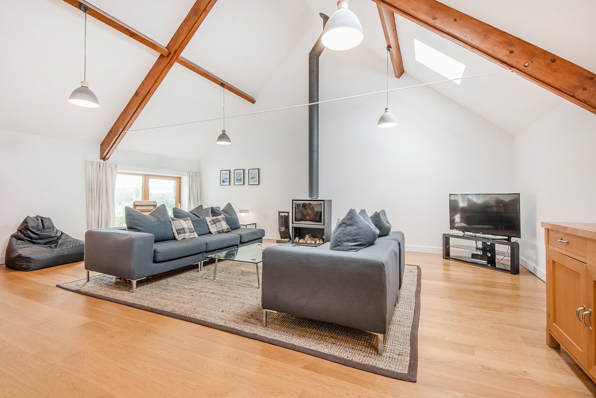 ACT_Studios's tweet photo. Cosy Fireplace of the Week, 3 Dufour in Devon @THCottages #Cottages #Devon #VisitEngland #FPOTW https://t.co/vM7RmYa3E3