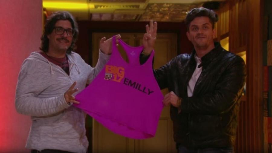 AnitaSPAP's tweet photo. Saudade...
Muita saudade...
Amava o trio #mallymar 
#BBB17 https://t.co/5R5paoSiMU