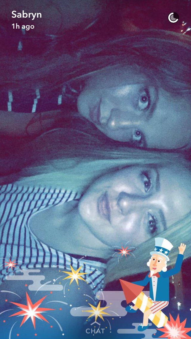 _madisonmorris's tweet photo. happy birthday baby💞 i love you so much and happy to have our one year streak on ur 19th bday🎉 ur a beautiful bestie to have😘 https://t.co/Bg27frz15A