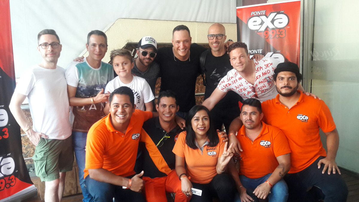 ExaAcapulco's tweet photo. Mañana #AcaBeat #AcaBeatFest en #Acapulco ¿No tienes boletos? Mañana sigue la ruta del Examovil #YoCreoEnLaRadio https://t.co/9WpqaB3ZMj