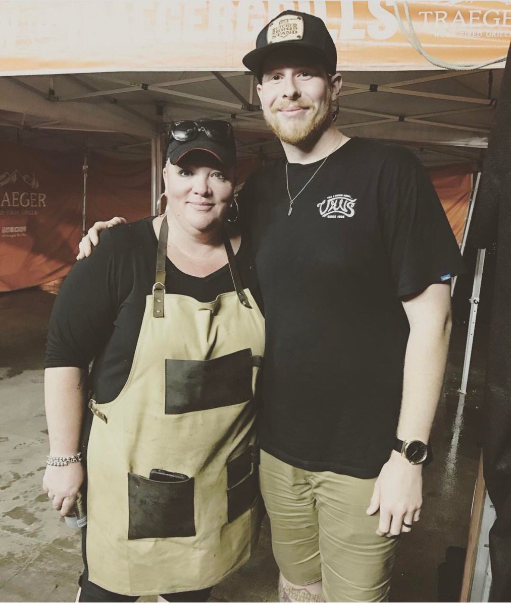 DivaQBBQ's tweet photo. Honored tonight to have @butcherbbqstand owner Levi Bouska come to the class tonight. Great young man &amp; a really amazing future. https://t.co/xHE3w8XLnR