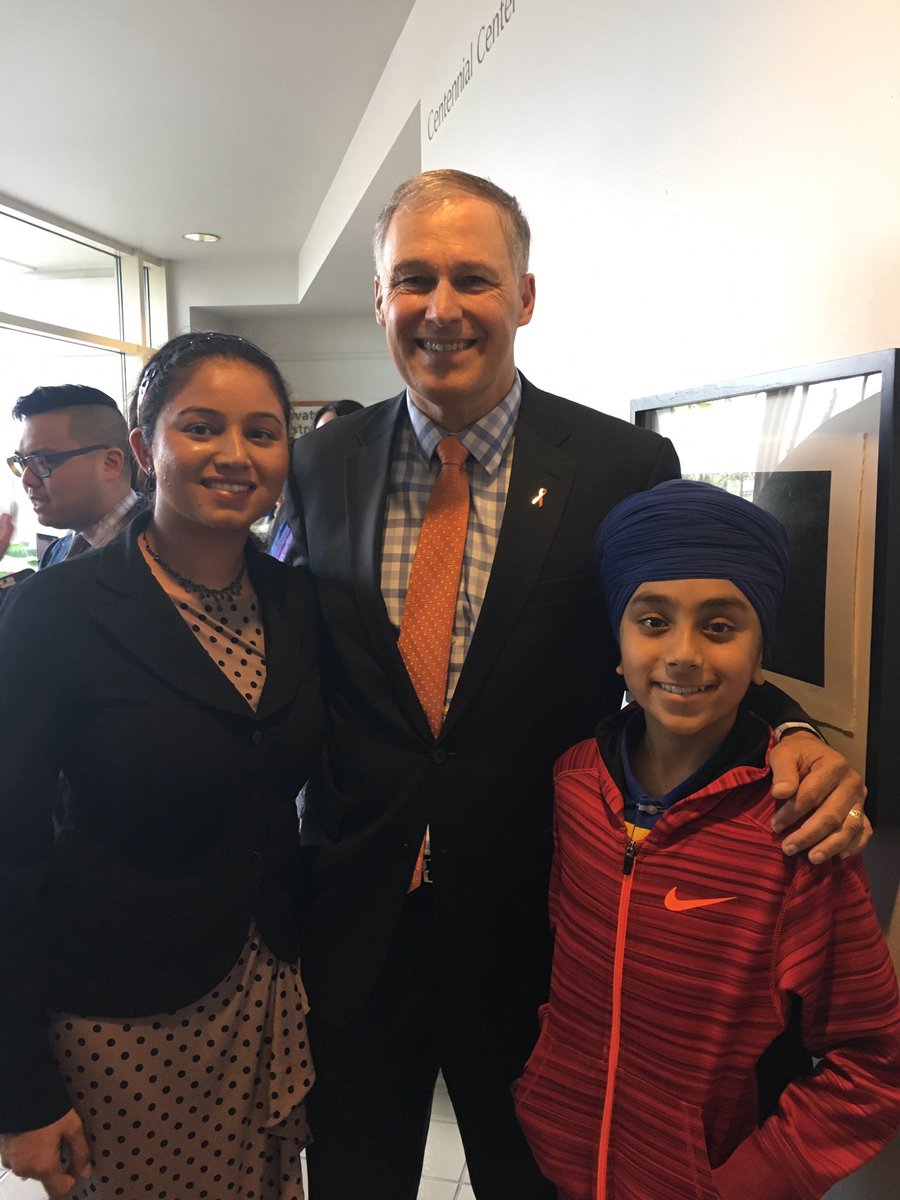 electsatwinder's tweet photo. I was honored to be part of the conversation w/ @GovInslee. We about racial bias, hate crimes and bullying. #kaurforkent #kentcitycouncil https://t.co/W4N8ExFXUC