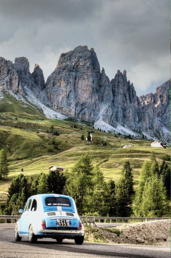 NorasNomadLife's tweet photo. I just wanna travel Europe https://t.co/QUHg1TKS3k