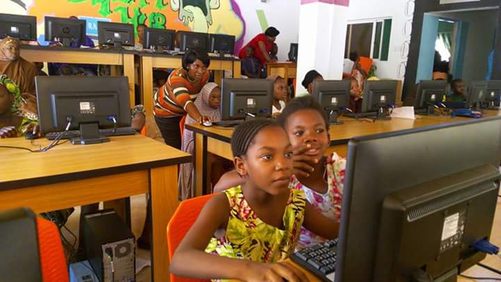 Mayor38's tweet photo. #WTM &amp; #UpliftHub will b teaching d kids web development using HTML &amp; CSS from 2moro. 
#YouthcanTech 
With Mrs #MercySosanya https://t.co/VyIFhHtRVK