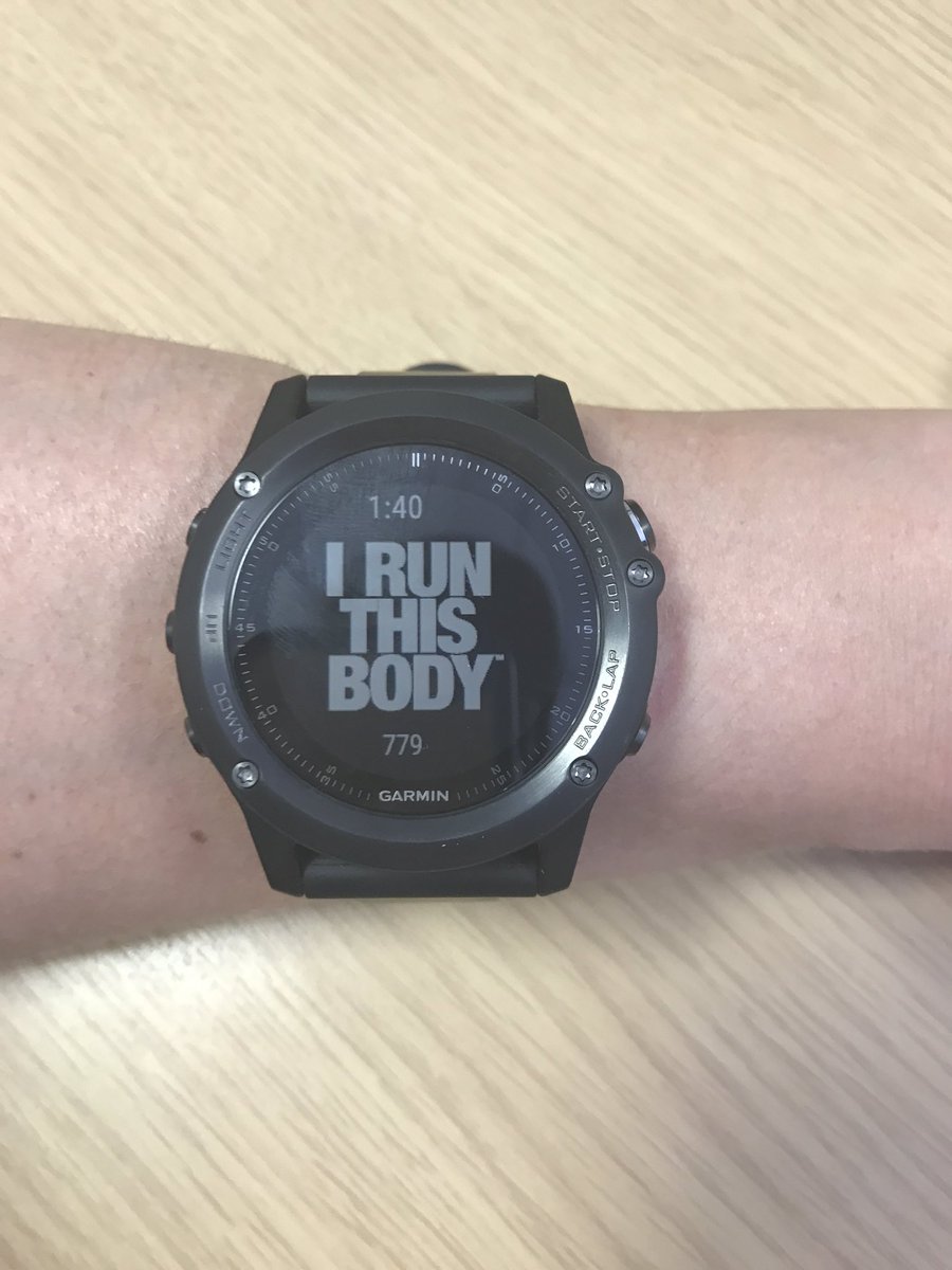 Blunoddy's tweet photo. Day off, up early, what to do? Run of course 💪🏻👊🏻💥@Garmin https://t.co/pjPe19tGgn