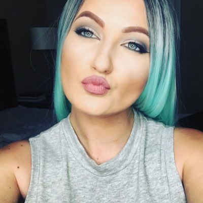 imalyssarida's tweet photo. #NewProfilePic https://t.co/U9Mxjdb8jc