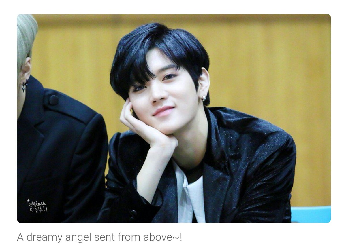 Огами рен роа. Nu'est рен и минхен. Nu'est ren с длинными волосами. Рен белого. Рен nuest 2012.