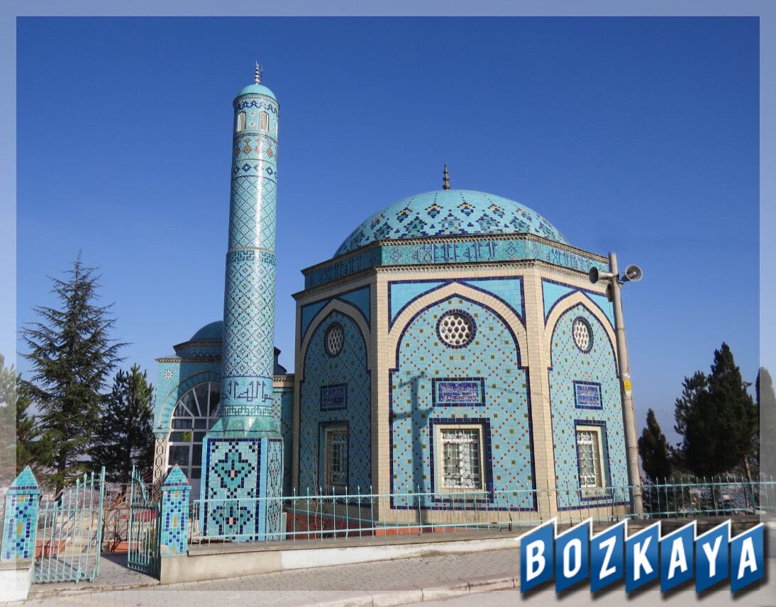 seyapi's tweet image. Günümüz ɑydın Cumɑmız mübɑrek olsun. Hɑyırlı Cumɑlɑr.