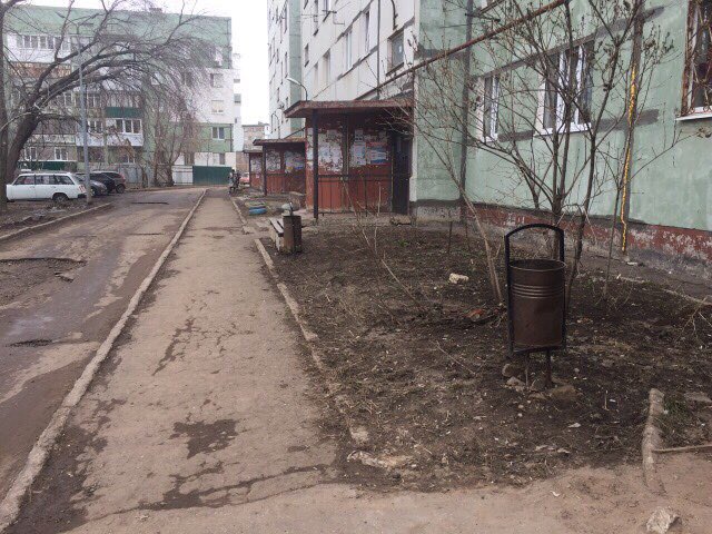 Аэропорт 2 дом 10,работа дворников