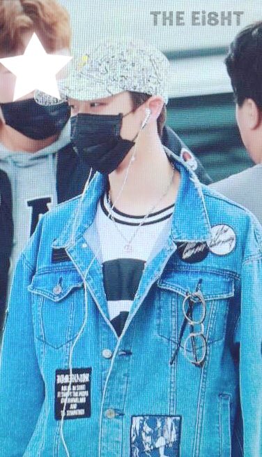 minghaoarchives's tweet photo. 17-04-14
#세븐틴 #디에잇 #명호 
#SEVENTEEN #세븐틴 #THE8 #디에잇 #Minghao #XuMinghao #徐明浩 
cr. @THE_Ei8ht https://t.co/ke3EmSKOea