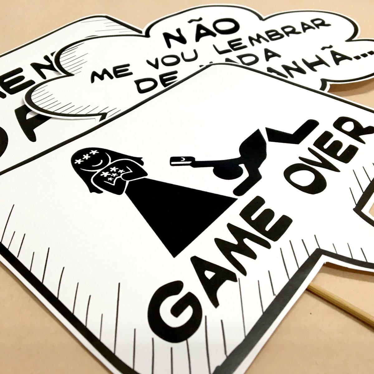 onbeapaper's tweet photo. Stationary for M+J's wedding (part 2) #beapaper #graphicdesign #designgráfico #temamúsica #musictheme #wedding #casamento #vinyl #vinil https://t.co/YGpqDqdagt