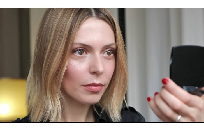 simonaantonovic's tweet photo. Behind the scenes of my new makeup tutorial #vichy #simonaantonovic #tutorial https://t.co/u3RMLboY9Q https://t.co/Z1D2wmlbyr