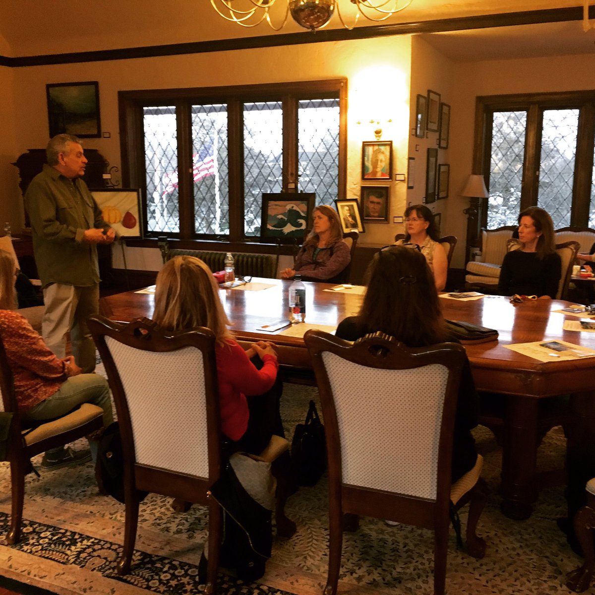 Senseabil's tweet photo. Night of Enlightenment @Senseabil Body, Mind,Spirit #springlakelibrary #massage #Mindfulness #hypnotherapy @GreaterSpringLk @ManasquanOEM https://t.co/7N4n39Wxu1