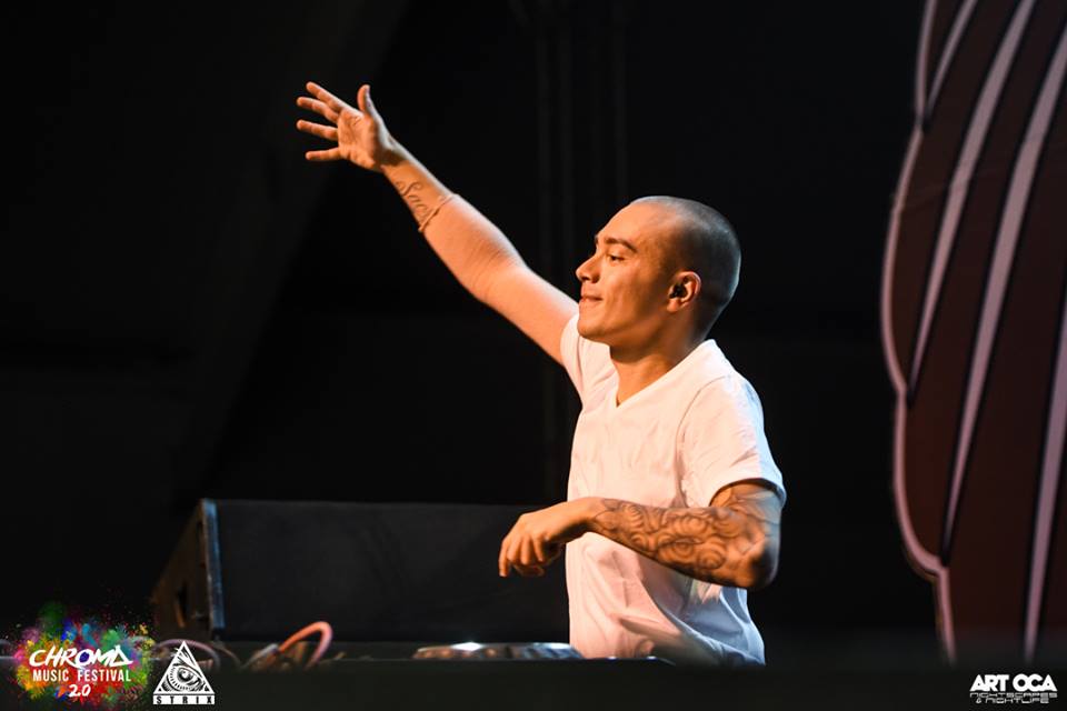 HeadhunterzPh's tweet photo. Headhunterz in Chroma Music Festival 🇵🇭✨ 
credits: Art Oca https://t.co/nCf5kfiSKG