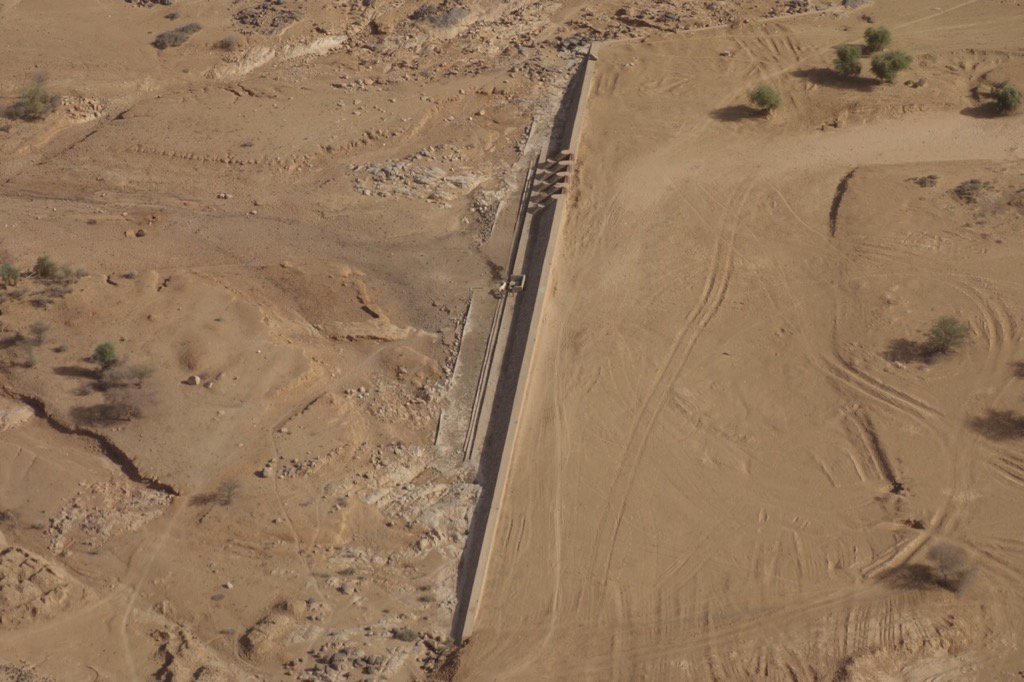 A view from above: rehabilitated Intikoi Dam just outside Kidal, paid by NL. Water is priority nr 1 for population