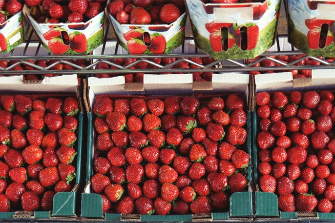 The ‘real’ #strawberries are back! Get some freshly plucked #ideas here > bit.ly/2oH3A63