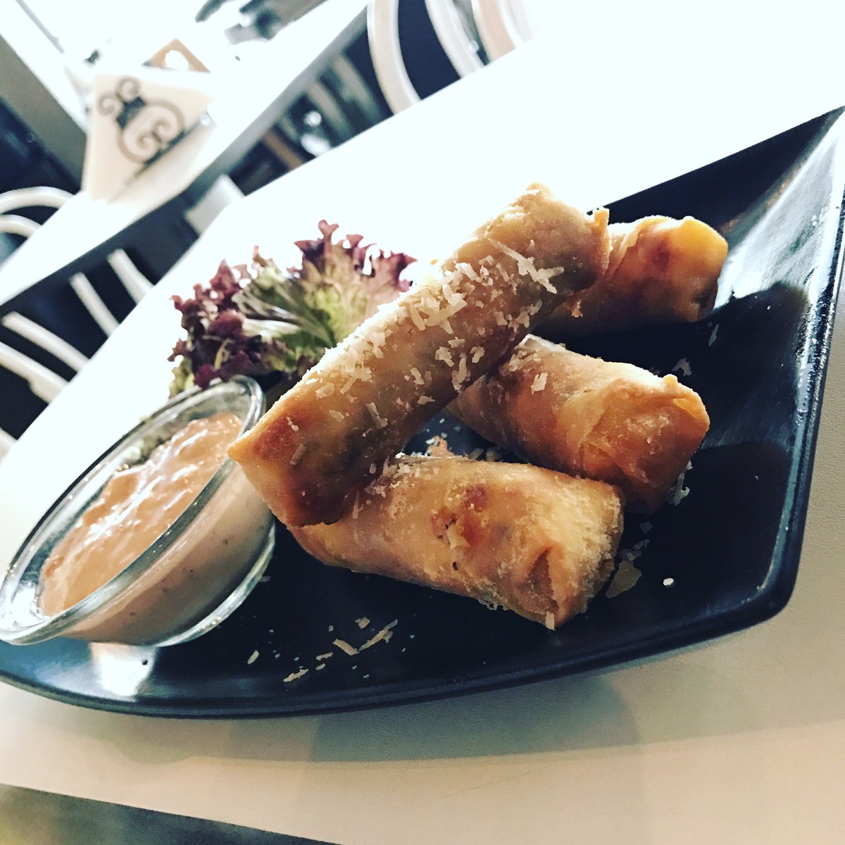 mtalrasheed's tweet photo. اطباق أخرى متعددة من مطعم #thegatheringbistro مقابل #سوق_الصالحية .... الاطباق حلوة باستثناء طبق الدجاج .... بس المطعم بشكل عام جد لذيذ https://t.co/1OlWmGUhtU