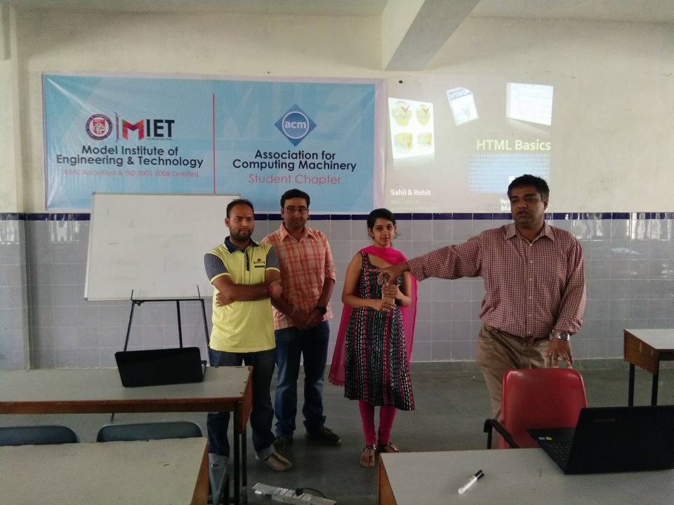 miet_acm's tweet image. The WEB DEVELOPMENT workshop under ACM student chapter ends successfully
Let's catch some pics.
#acm
#mietacmstudentchapter
#busydevelopers
