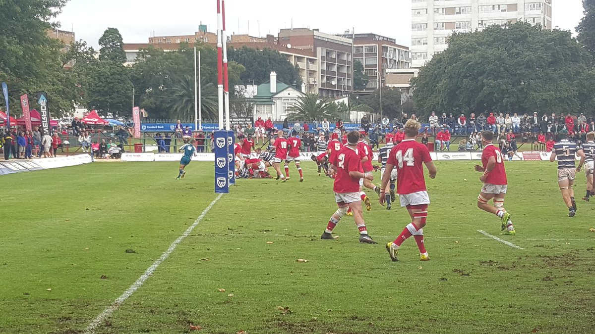KingEdVIISchool's tweet photo. #KESFest @KingEdVIISchool #redmachine rugby & hockey lads you made us proud yesterday #SBSchoolsFest #Strenue 4 #Day2Saturday #WeareRED! https://t.co/75Cu9YCSRr